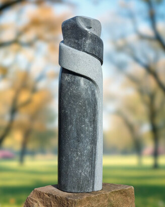 'Kilkenny Hug', 15", 2025
