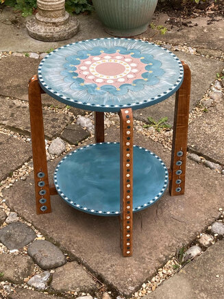 Bloomsbury table