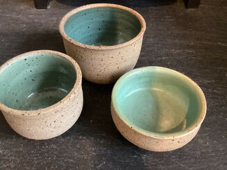 Small stoneware bowls